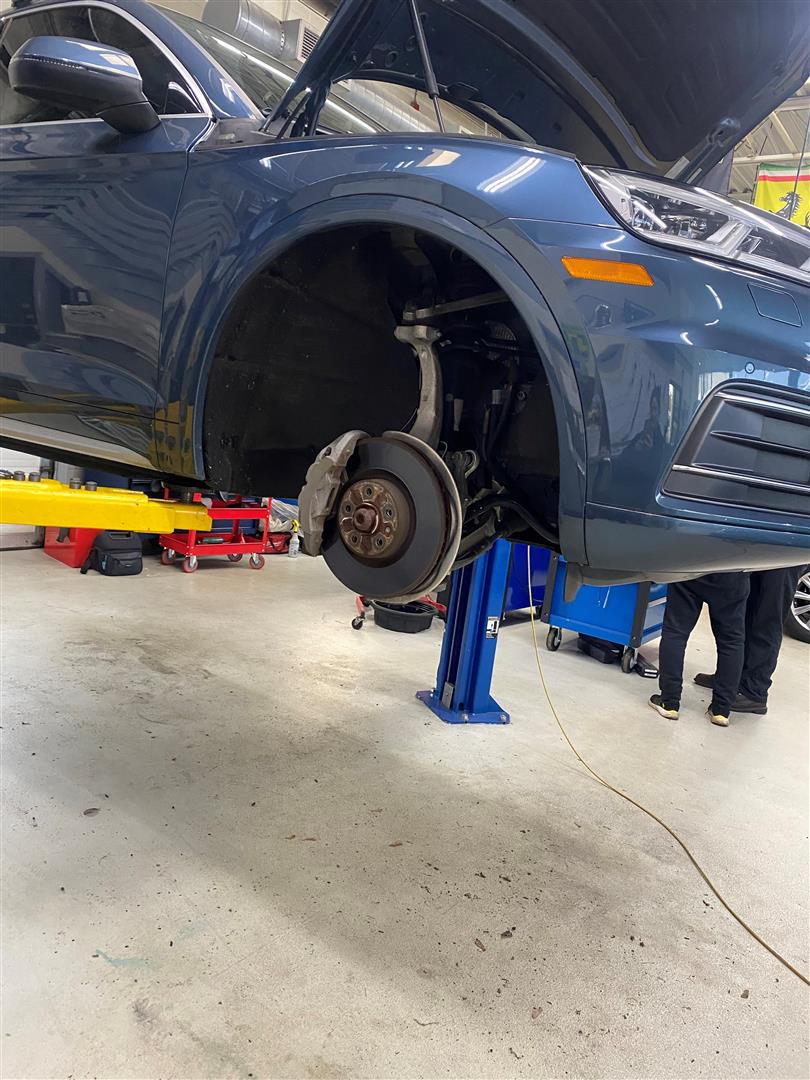 Brake Service in Warwick Photo 1 | Elite Auto Repair